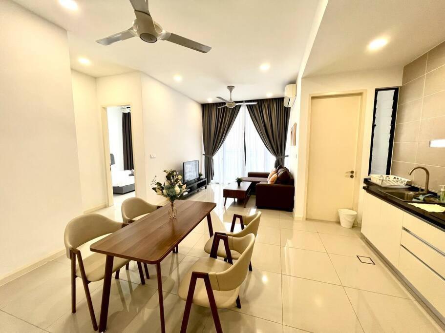 Apartamento Walk To Legoland, D'Pristine Medini Nusajaya  Exterior foto